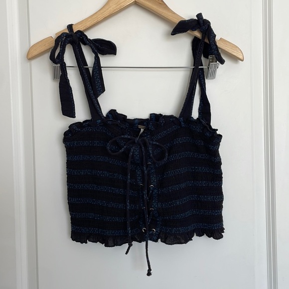 Free People Women’s Electric Love Smocked Cropped Tank Top Blue/Black M - Picture 1 of 8